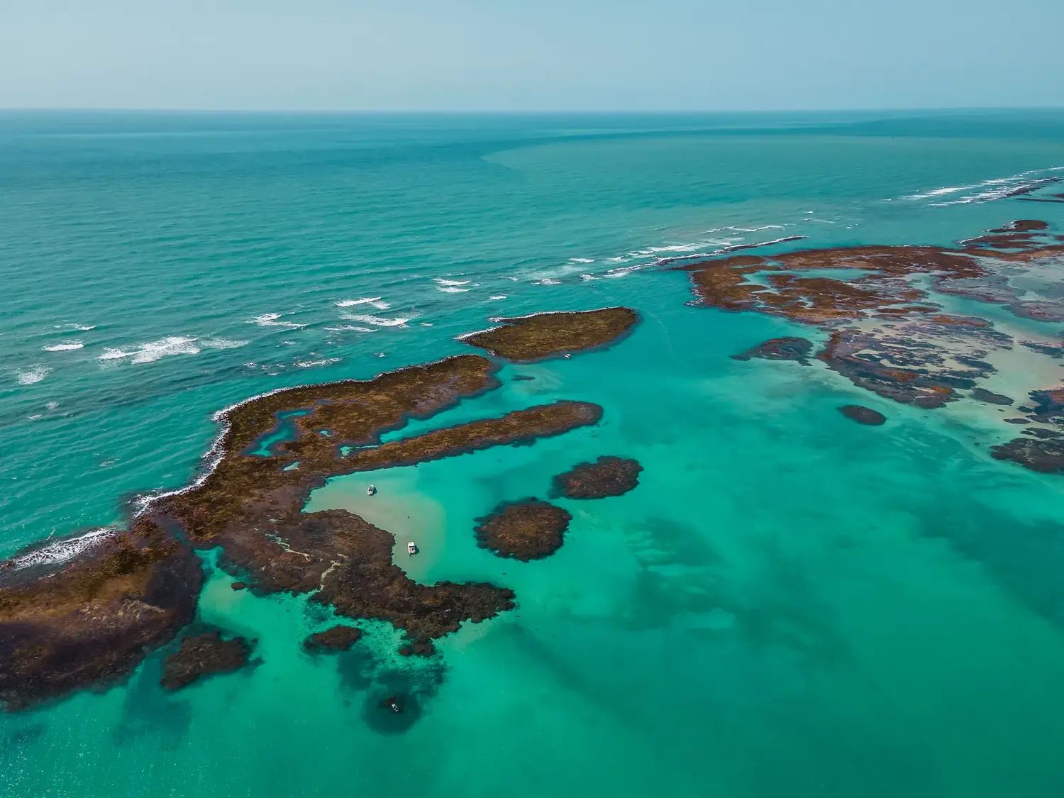 Natural pools between the reefs